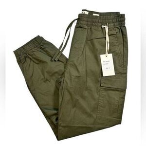NWT L.T.J. Women’s Olive Green Cargo Joggers Jeans Zip Hem Belt - Size Medium